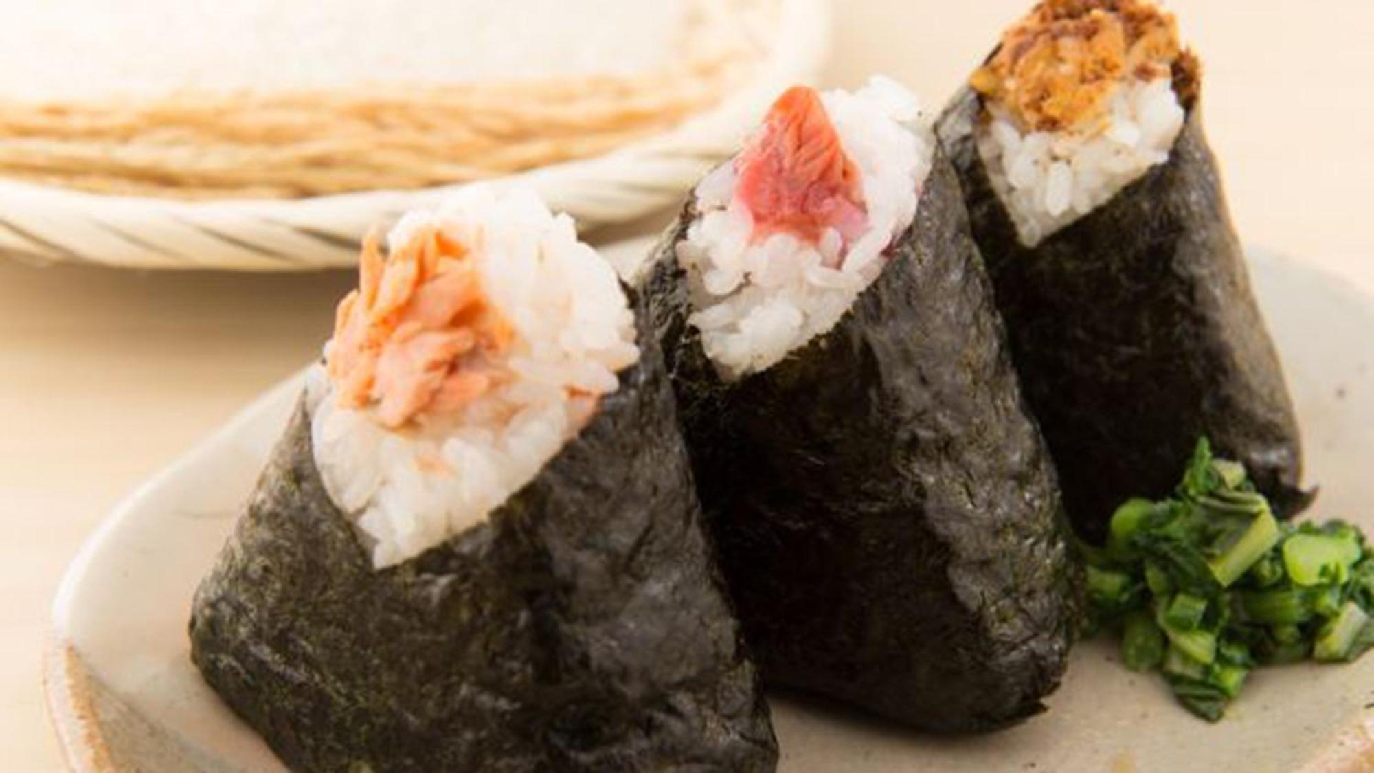 Toyoko Inn Nishitetsu Kurume Eki Higashi Guchi Esterno foto